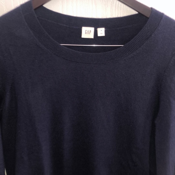 Gap navy sweater with ruffle hem - Picture 4 of 6